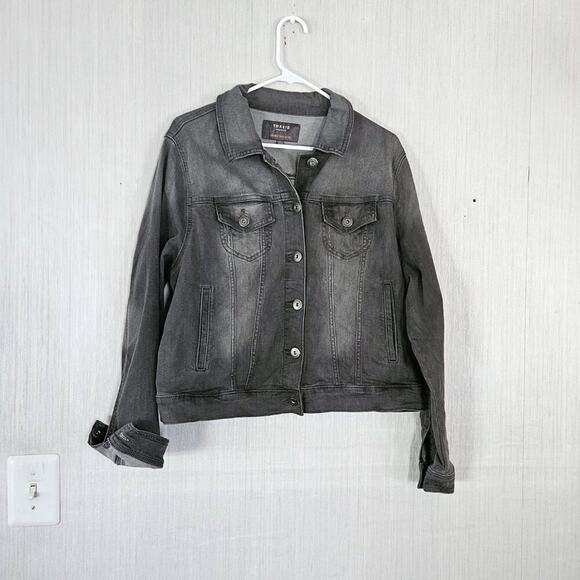 Torrid Trucker Denim Jacket Super Soft -Grey Wash - torrid size 0 (L/12) - Picture 2 of 9